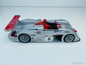 Prodám model auta v měřítku 1:18 1 - 5