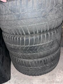 235/40-19 Zimní pneu Pirelli Sottozero 3 - 5