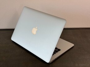 MacBook Air 13" 2015 i5 / 4GB / 256GB SSD - DPH - 5