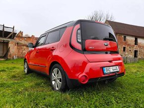 Kia Soul II - 1.6 GDI 97kW benzin + LPG , najeto 122.000km - 5