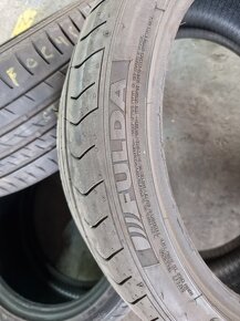 235/40 R18 - 5