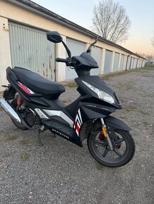 Skútr MAXON 125cm3, r.v.:2015,Najeto:3296 km - 5