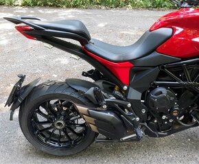 MV Agusta Turismo Veloce 800 - 5