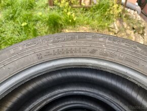 Prodám sadu zimní pneu(18) Nokian 235/55R18 - 5