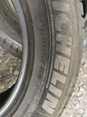 Pneu 205/60 r16 Michelin - 5