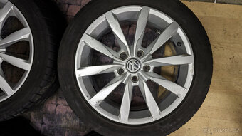 Sada Volkswagen Dijon R17 7J×17 ET49 + pneu Dunlop 225/45 - 5