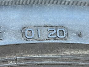 255/40 R19 - 5