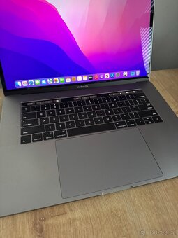 MacBook Pro 15,4" (2016) i7/16GB/256GB - 5