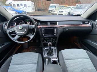 Škoda Superb Combi 1.6TDI 77kW klima xenon tempomat 2011 - 5