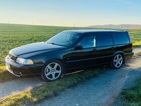 Volvo V70 R - 5