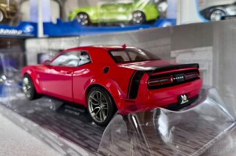 Dodge Challenger R/T Widebody 2020 Red, 1:18 28cm Solido - 5