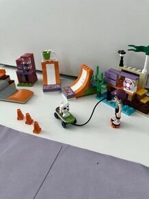 Lego friends 41099 - skatepark v Heartlake - 5