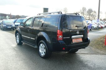 Nissan Pathfinder 3.0DCi V6 24V 4x4 - 5