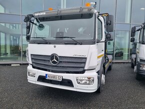 NOVÝ MERCEDES ATEGO 1630 NOSIČ KONTEJNERU S RUKOU HIAB - 5