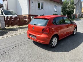 VW Polo 1.4 16v 63 kw benzín HIGHLINE, 1. Majitel - 5