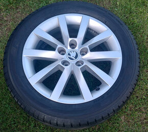 16 alu originál ŠKODA SCALA KAMIQ 5x100 letní 195/55 R16 - 5