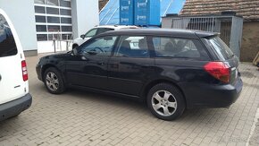 subaru legacy 2,5 gx - 5