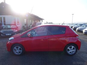 Toyota Yaris 1,3 i 73kW 2x kola, serviska - 5