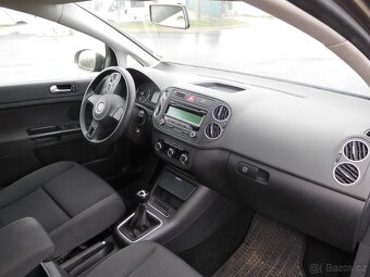 Volkswagen Golf Plus 1.6 TDi, 66 kW, Klimatizace - 5