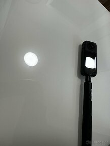 Insta360 X3 + Selfie tyc + záruka proti poškození - 5