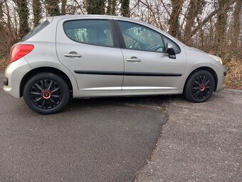 Peugeot 207 1.4i, 65 kW. Model 2008 - 5