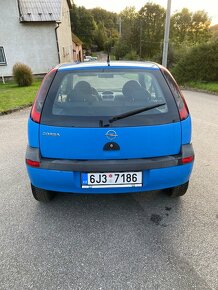 Opel Corsa C 1.0 - 5