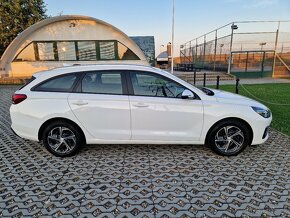 Hyundai i30 Combi CW, 1.0 T-GDi 88kW Family Comfort, CZ, DPH - 5