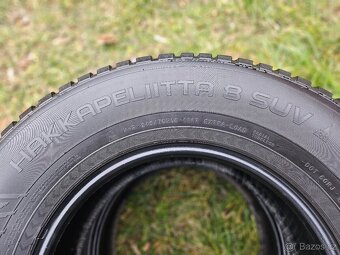 4x Zimní pneu Nokian Hakkapeliitta 8 - 245/70 R16 XL - 90% - 5