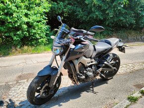 Yamaha MT-09 - 5