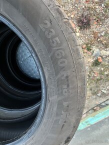 Pneumatiky Continental 235/60/R18 5mm - 5