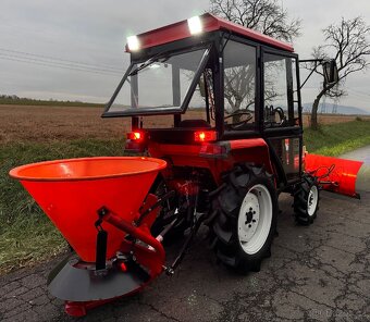 Japonský traktor KUBOTA GL 23
Diesel 3 válec, 23HP - 5