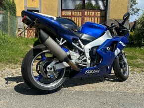 Yamaha R1 1999 - 5