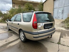 92.000km  Renault Laguna 3.0 V6 140kW manuál - 5