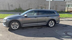 VW Passat B8 Alltrack  2.0 Bi-Tdi 176 kW - 5