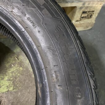 Zimní pneu 185/60 R15 88T Barum 4,5-5mm - 5