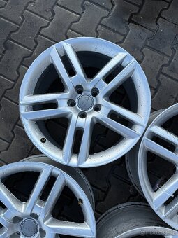 Alu Audi 5x112r19 8,5J ET 45 - 5