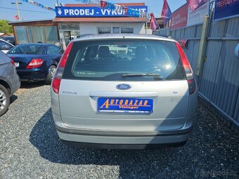 FORD FOCUS 1.6 DURATEC TREND - 5