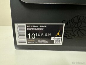 Nike Air Jordan 1 Mid SE Patent Black White Gold - 5