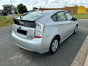 TOYOTA PRIUS 1.8 HYBRID //2011 KEYLESS HEAD-UP SERVISKA - 5