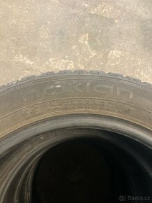 Prodam zimní pneu nokian WR D3 dot3917 - 5