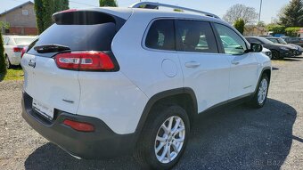 JEEP CHEROKEE 2016 3.2 V6 202kW LATITUDE,NAJETO 100 000KM - 5