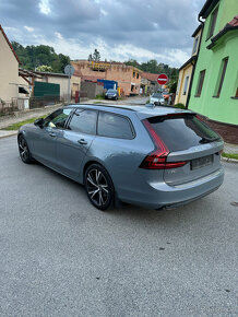 Volvo V90 B5 Dark R-Design B&W Vzduch - 5