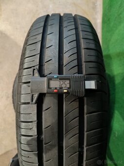 4ks letni 185/65/15 Kumho - 5