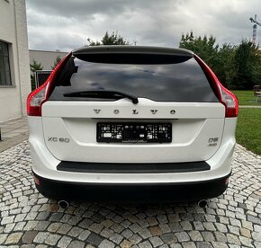 VOLVO XC60 2.4D5 158KW 4x4 AUTOMAT-NAVI-Bi XEN-VYHŘEV-PDC - 5