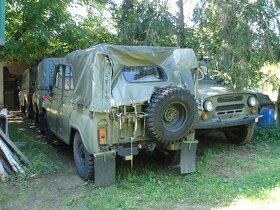 UAZ 469 - 5