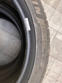 Michelin Pilot Sport 4 ZP 245/40 R19 - 5