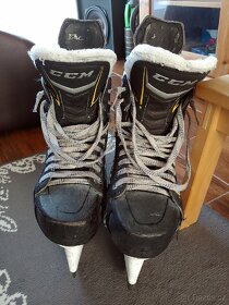 Hokejové brusle CCM Tacks 9070 vel. 8 - 5