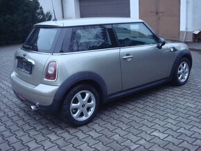 Mini Cooper 1.4i 70kw 2009 130tkm - 5