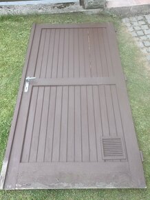 Dvoukřídlá dřevěná garážová vrata - 5