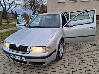 ŠKODA OCTAVIA Combi 1.6i 06/2002 KLIMA, ALU, VYHŘ.SEDADLA - 5